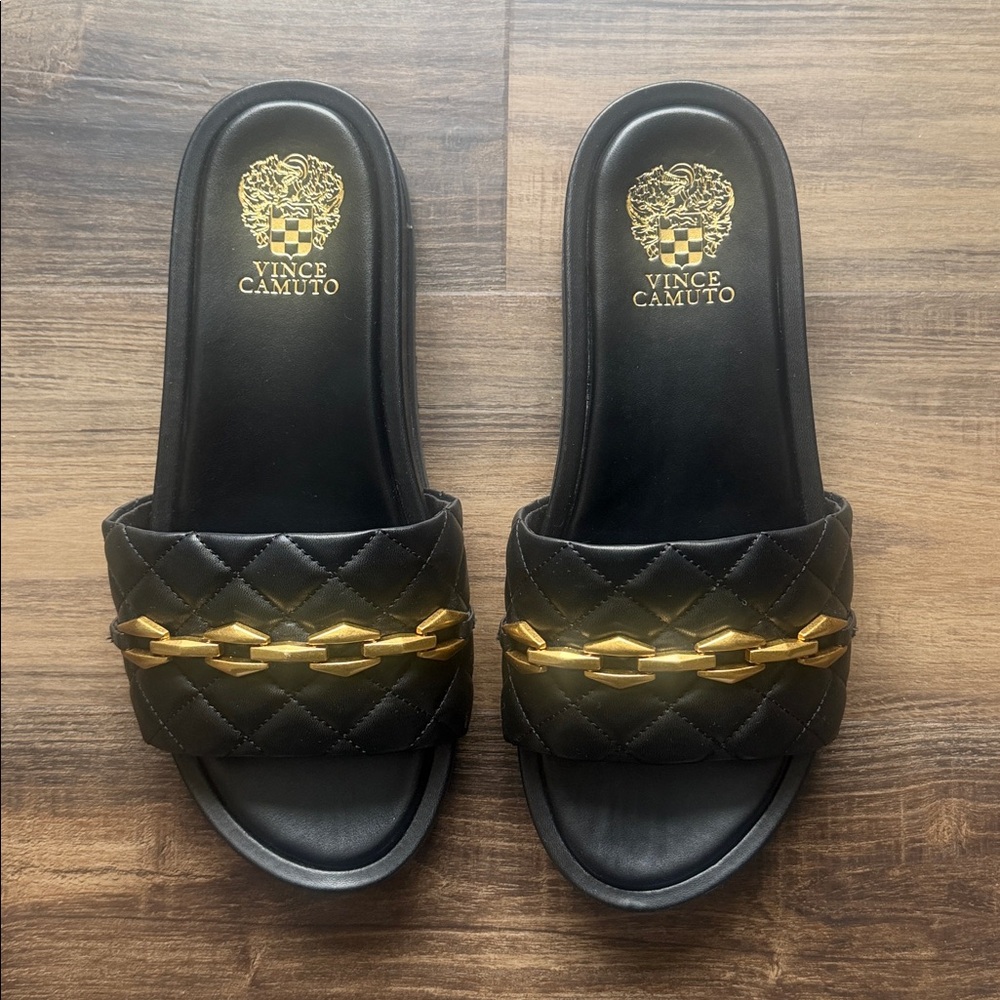 Vince Camuto Quilted Black Slide Sandals with Gold Chain detail. 8.5, Like New! - Picture 2 of 6